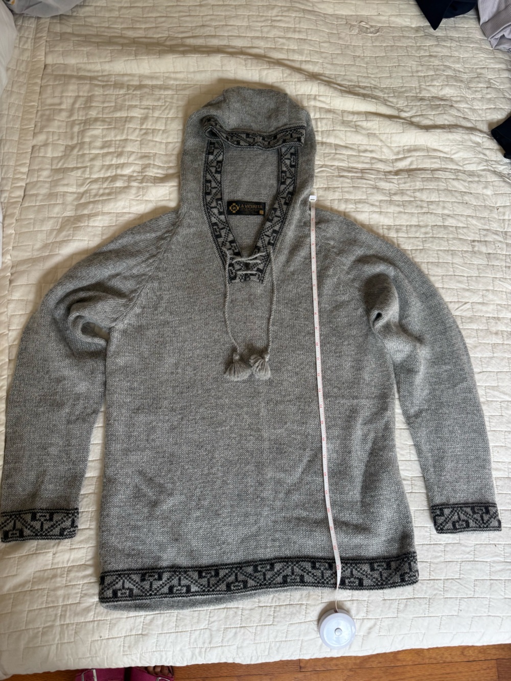 La Vicuñita 100% Baby Alpaca Hooded Sweater – Cusco Peru –